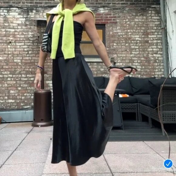 Aritzia Babaton Slip Satin Maxi Skirt Black Size 00 - Picture 2 of 12